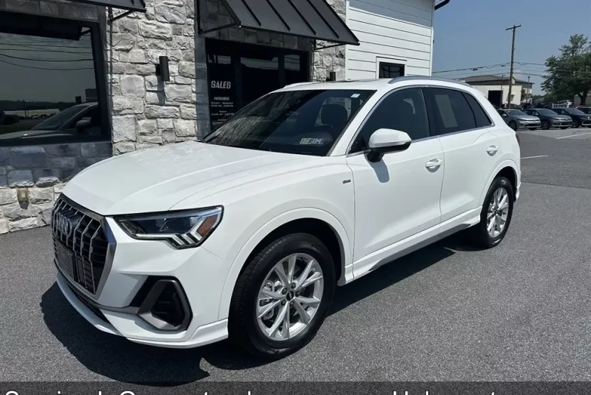 2023 Audi Q3 Premium S line 45 TFSI photo 1