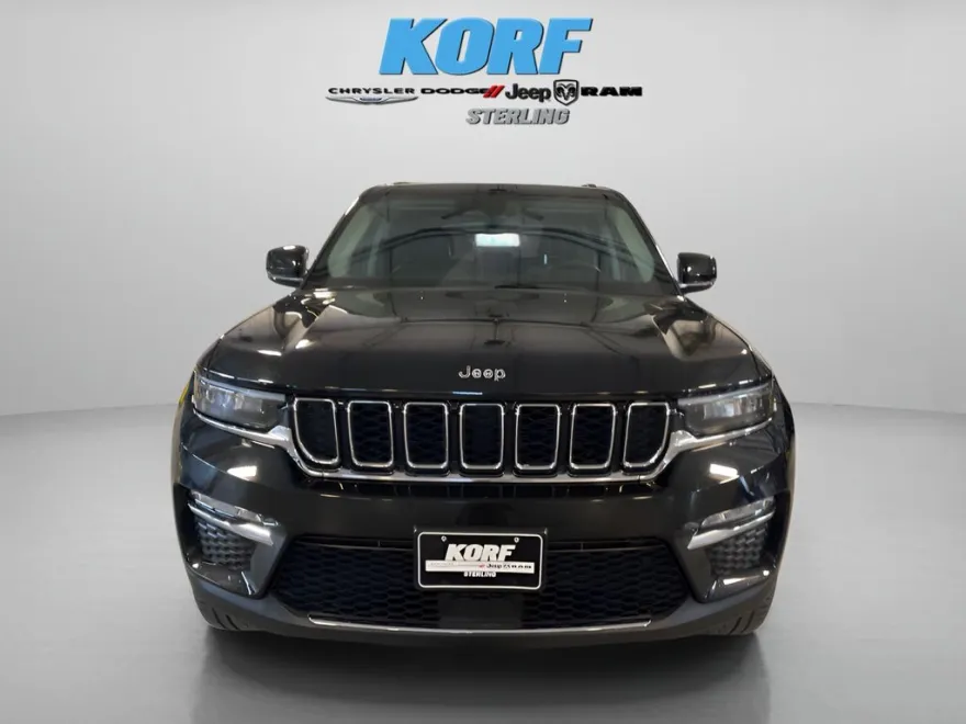 2023 Jeep Grand Cherokee Limited photo 1