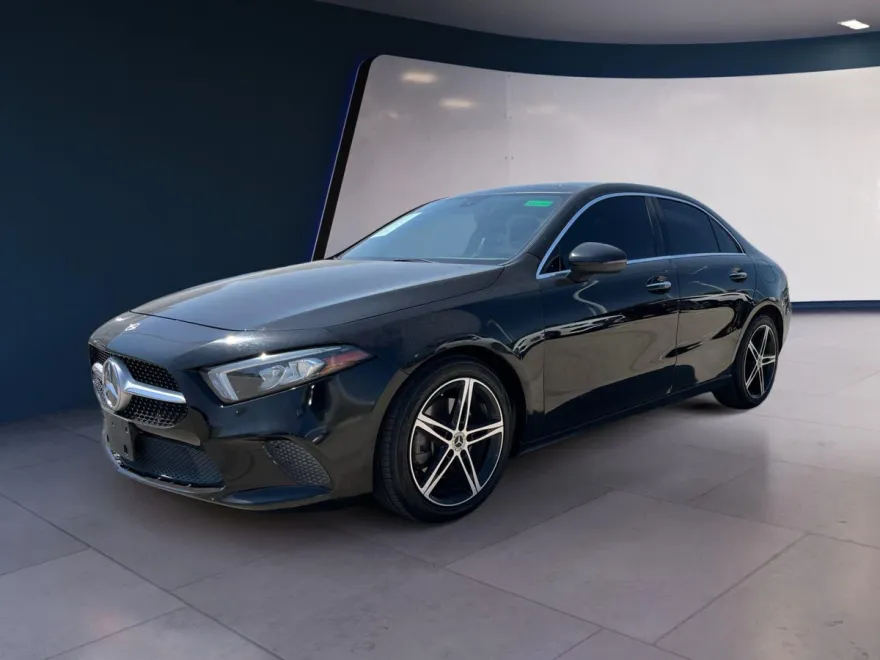 2022 Mercedes Benz A 220 photo 1
