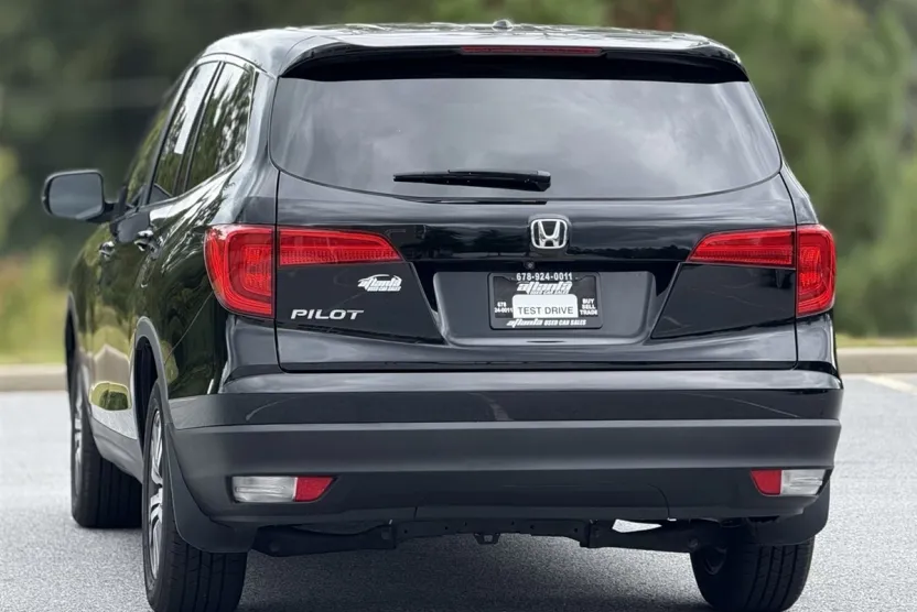 2017 Honda Pilot EX-L photo 1