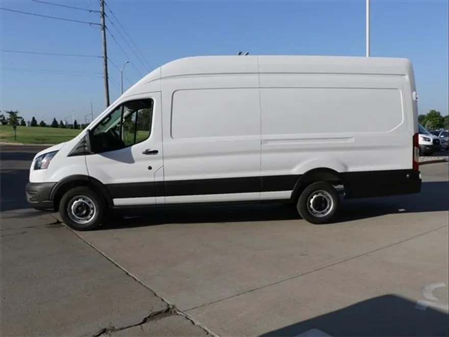2025 Ford Transit Cargo Van photo 1