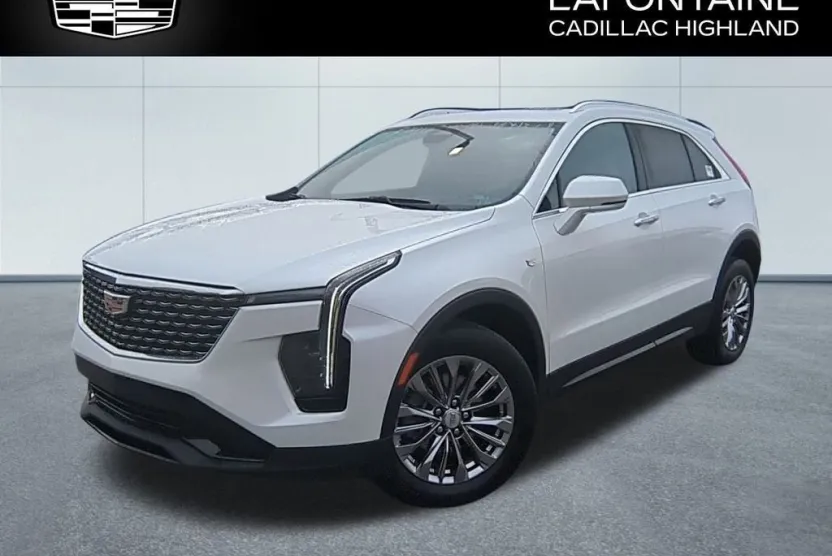 2024 Cadillac XT4 Premium Luxury photo 1