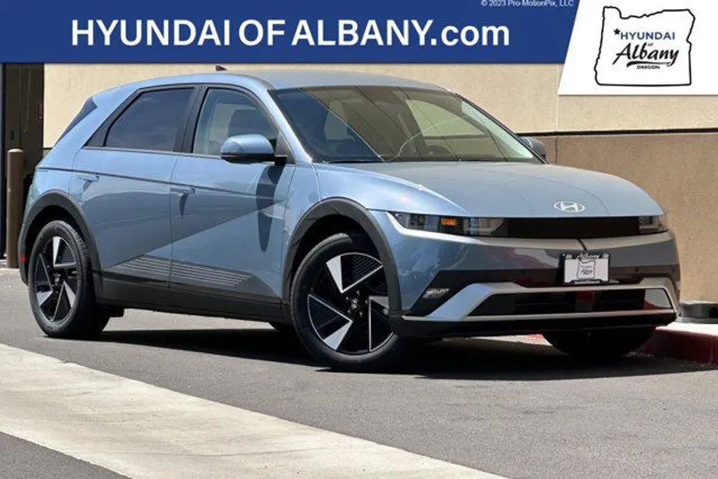 2025 Hyundai Ioniq 5 SE photo 1