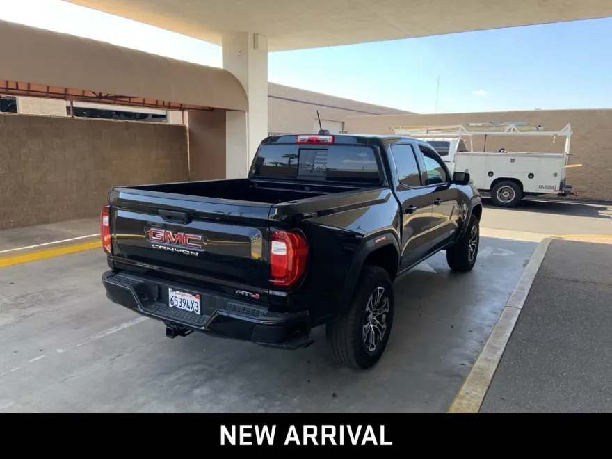 2023 Gmc Canyon AT4 photo 1