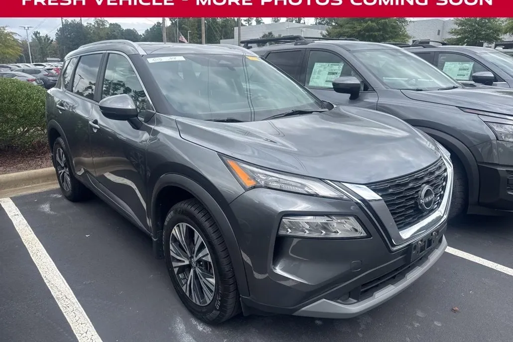 2023 Nissan Rogue SV photo 1