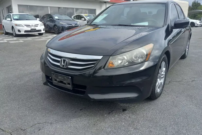 2012 Honda Accord SE photo 1