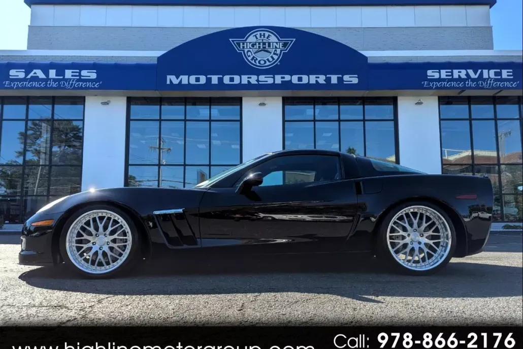 2005 Chevrolet Corvette photo 1