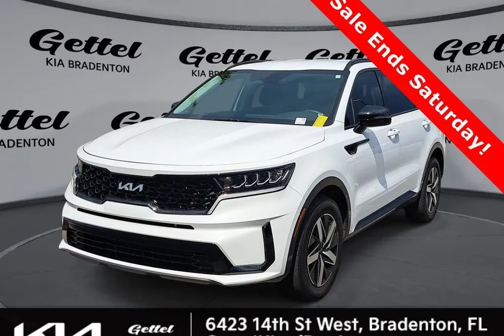 2023 Kia Sorento S photo 1
