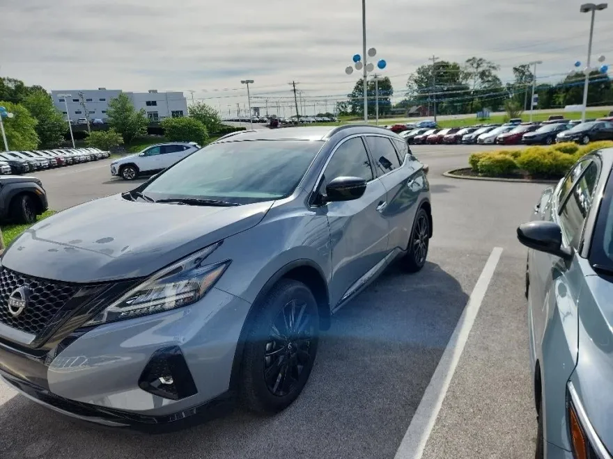 2024 Nissan Murano SV photo 1