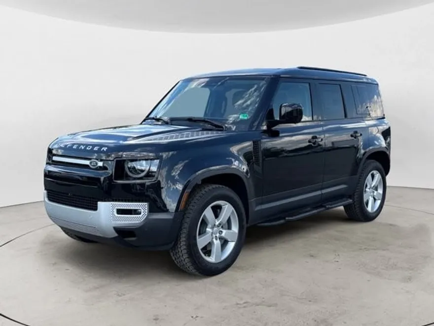 2025 Land Rover Defender 110 S photo 1