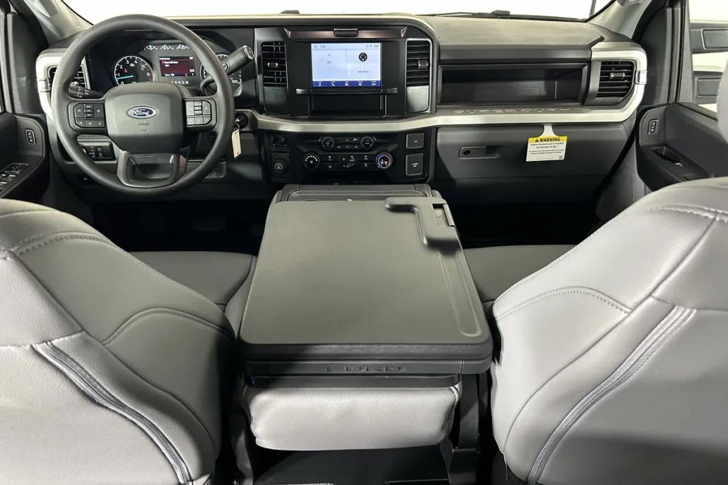 2025 Ford F-350 photo 1