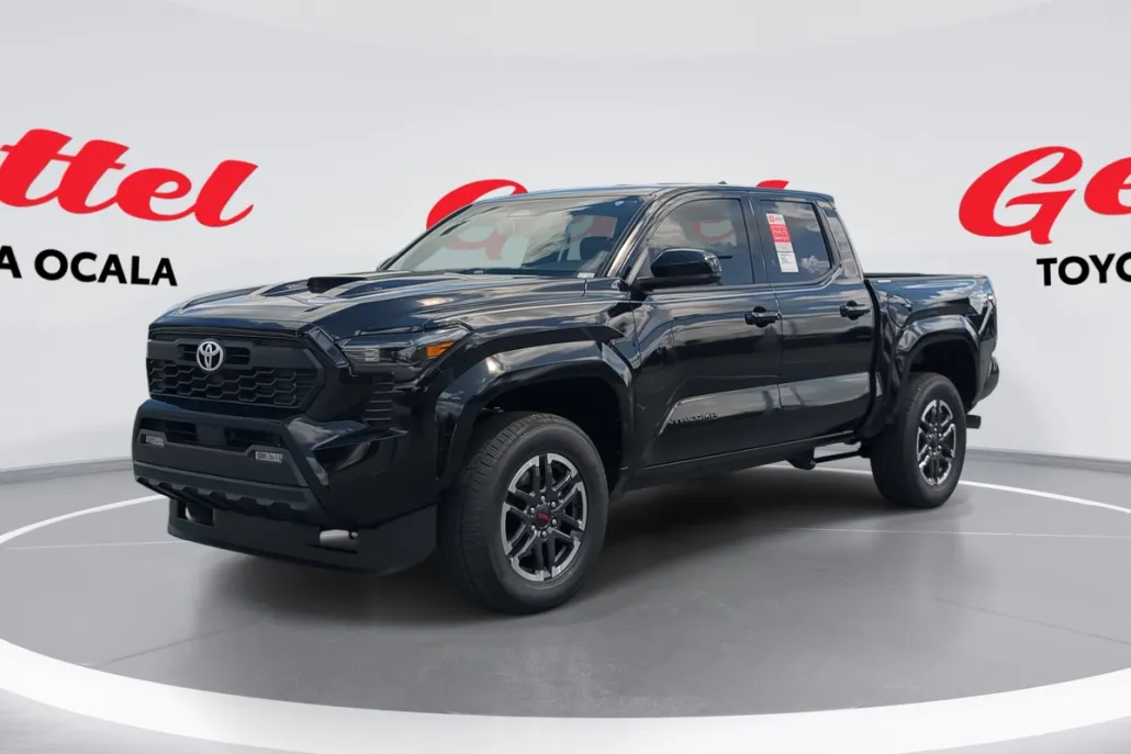 2025 Toyota Tacoma TRD Sport photo 1