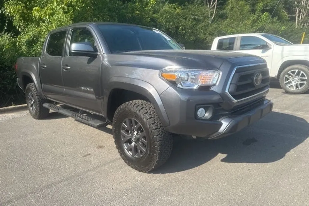 2021 Toyota Tacoma SR5 V6 photo 1