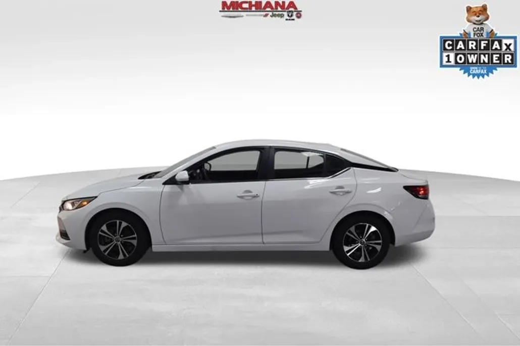 2022 Nissan Sentra SV photo 1