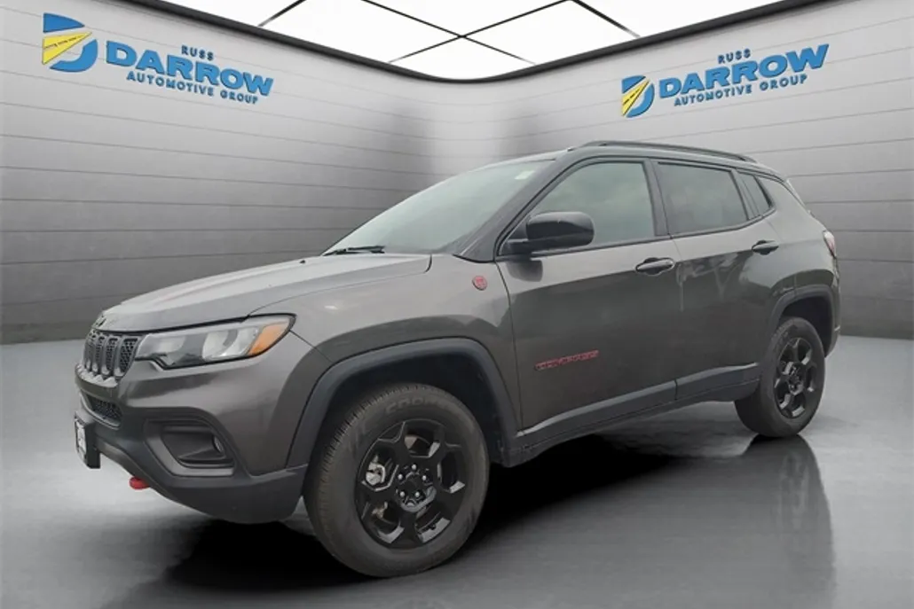 2023 Jeep Compass Trailhawk photo 1