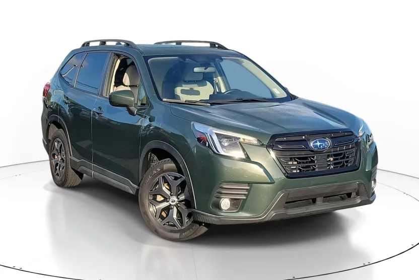 2022 Subaru Forester Premium photo 1