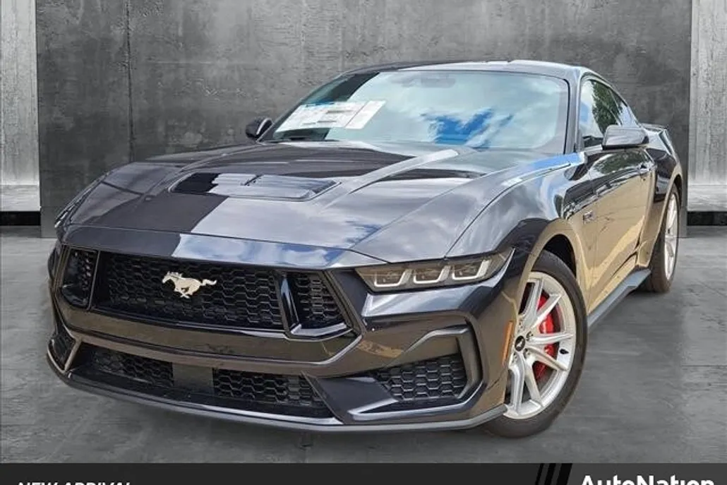 2024 Ford Mustang GT Premium photo 1