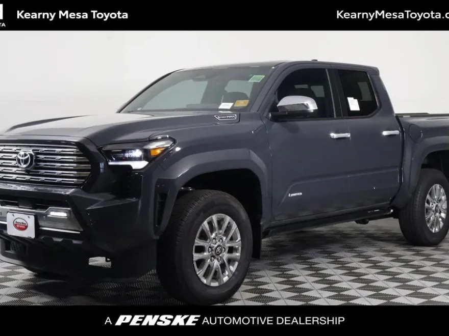2025 Toyota Tacoma Limited photo 1