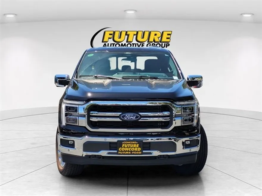 2025 Ford F-150 Lariat photo 1