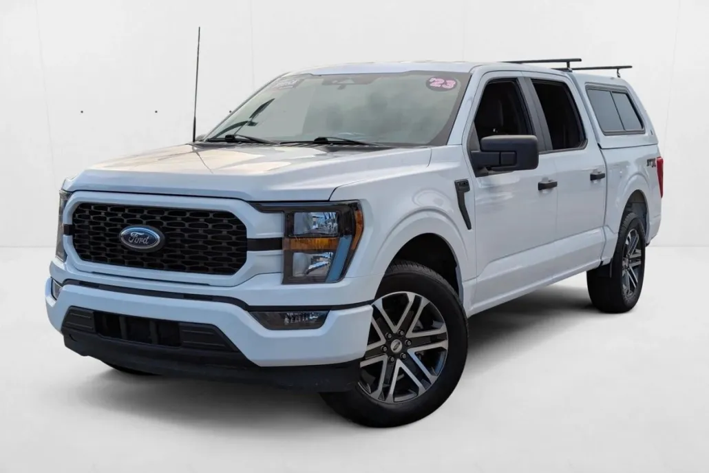 2023 Ford F-150 XL photo 1