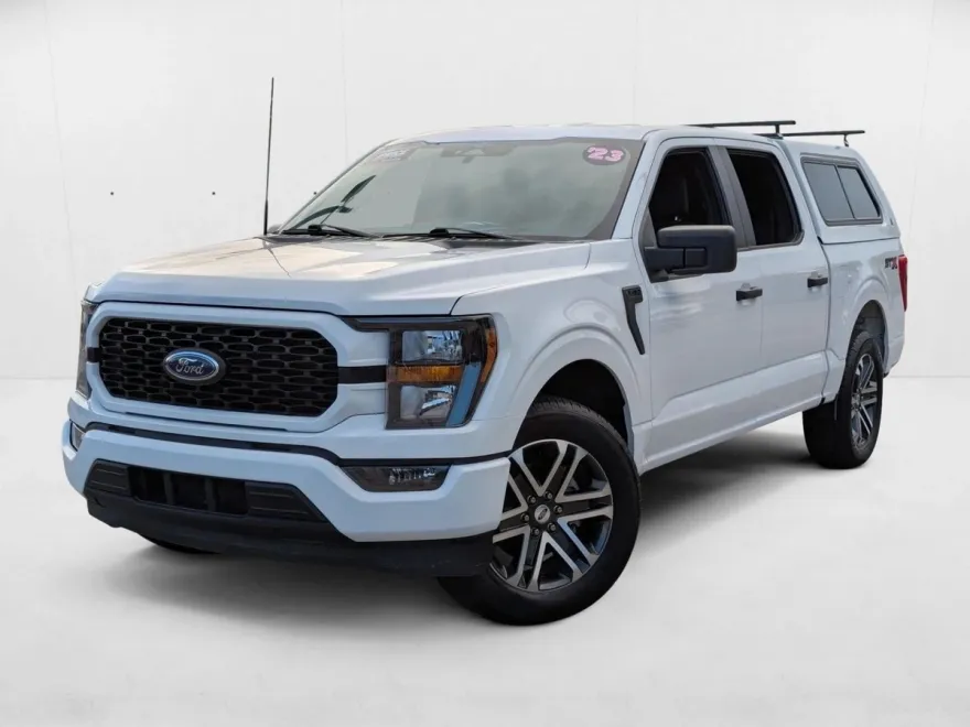 2023 Ford F-150 XL photo 1