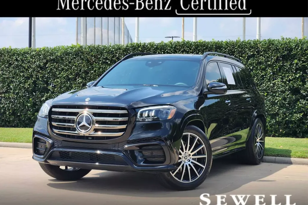 2025 Mercedes Benz GLS 450 4MATIC photo 1