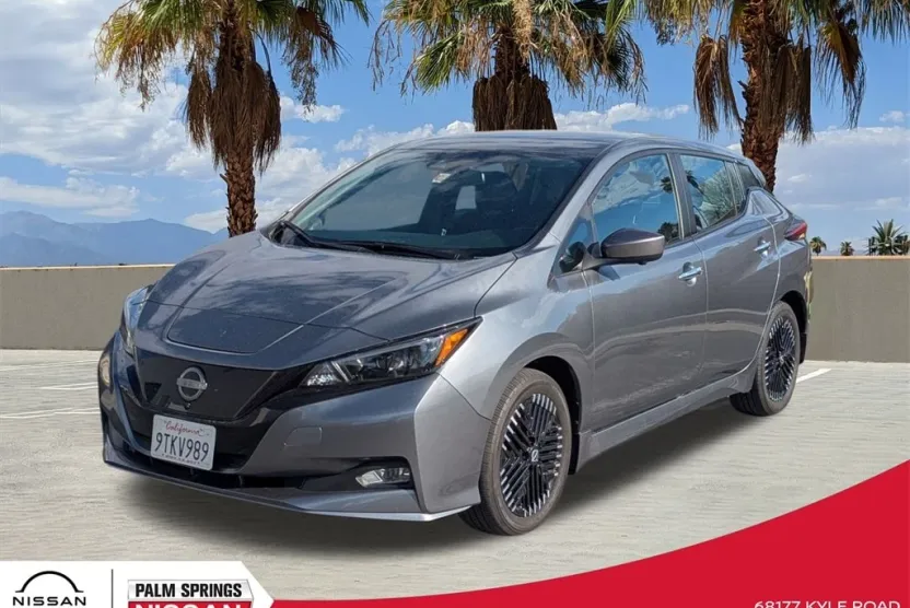 2023 Nissan Leaf SV Plus photo 1