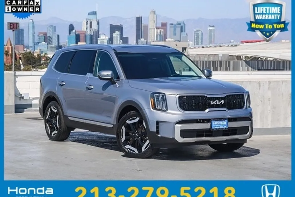 2023 Kia Telluride EX photo 1