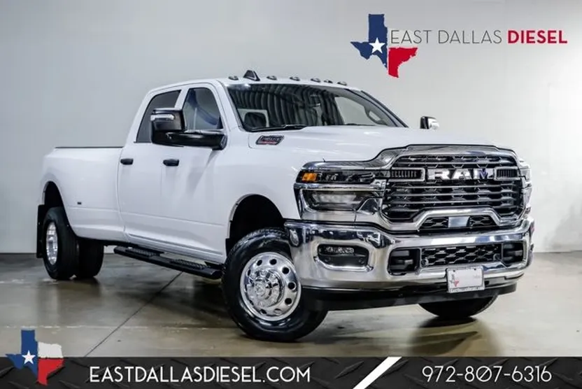 2025 Ram 3500 Tradesman photo 1