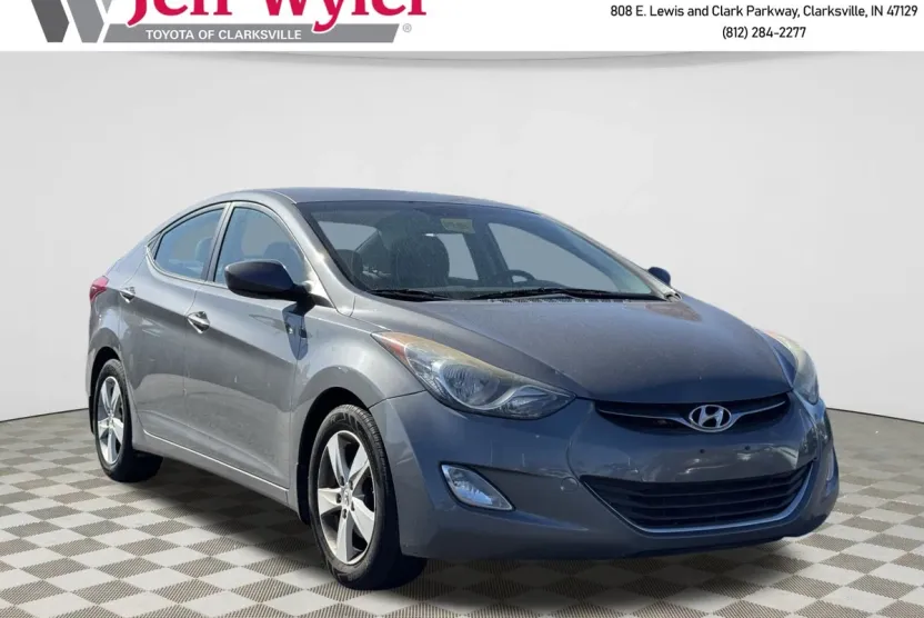 2013 Hyundai Elantra GLS photo 1
