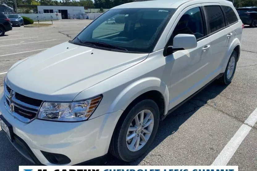 2017 Dodge Journey SXT photo 1