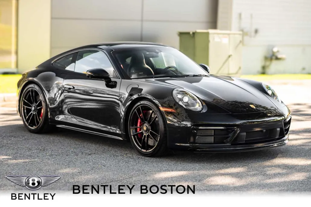 2024 Porsche 911 GTS photo 1