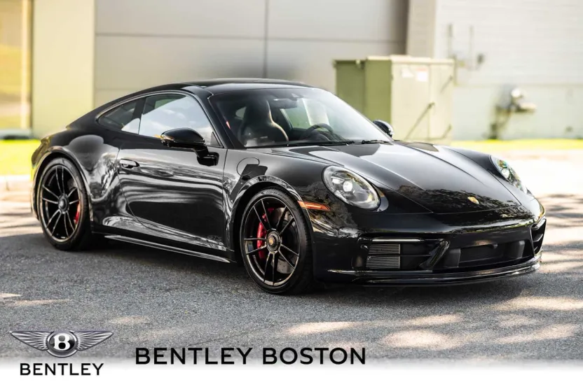 2024 Porsche 911 GTS photo 1