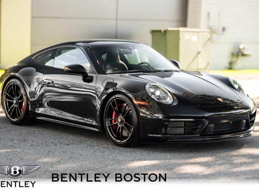 2024 Porsche 911 GTS photo 1