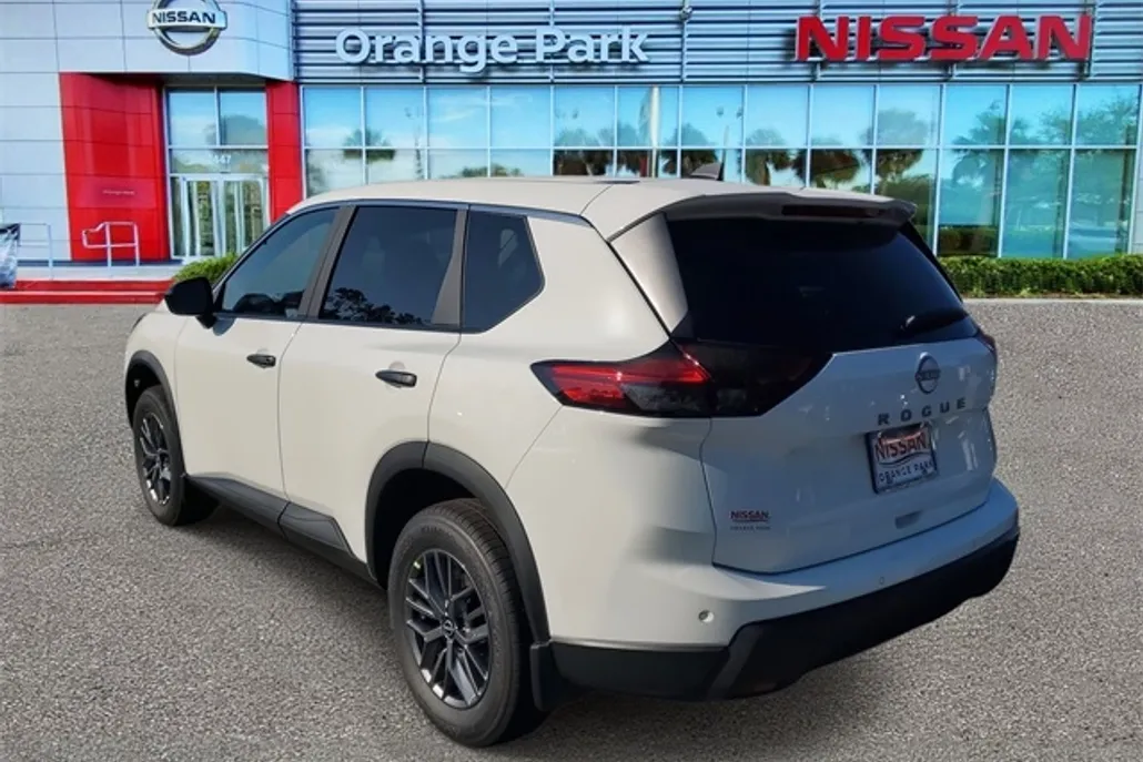 2026 Nissan Rogue S photo 1