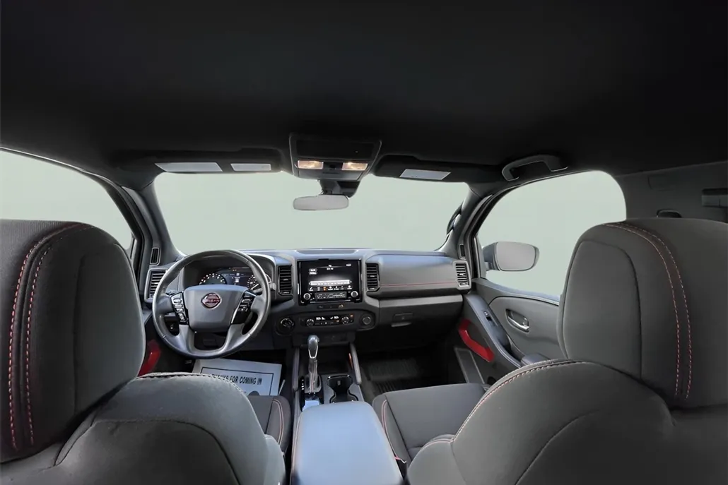2024 Nissan Frontier PRO-4X photo 1