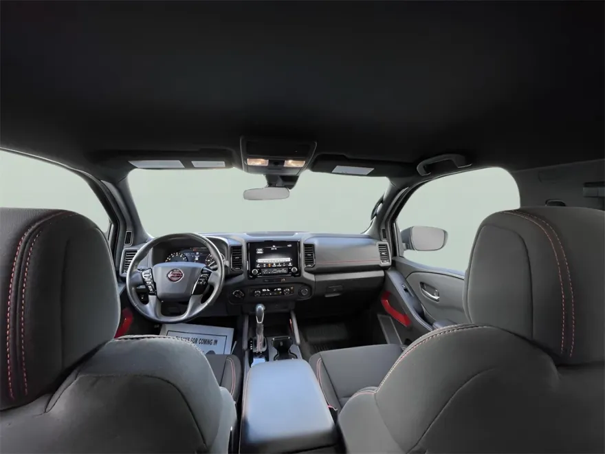 2024 Nissan Frontier PRO-4X photo 1
