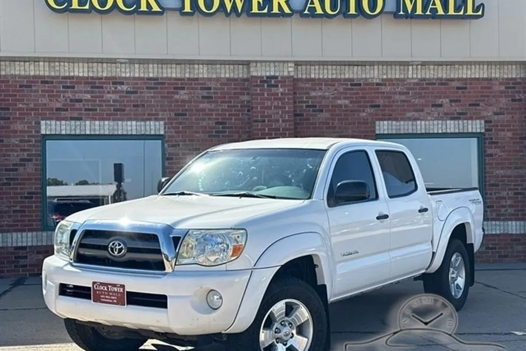 2009 Toyota Tacoma SR5 TRD photo 1
