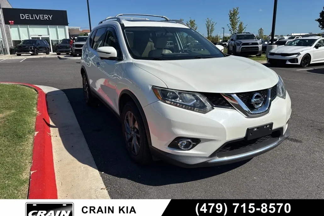 2016 Nissan Rogue SL photo 1
