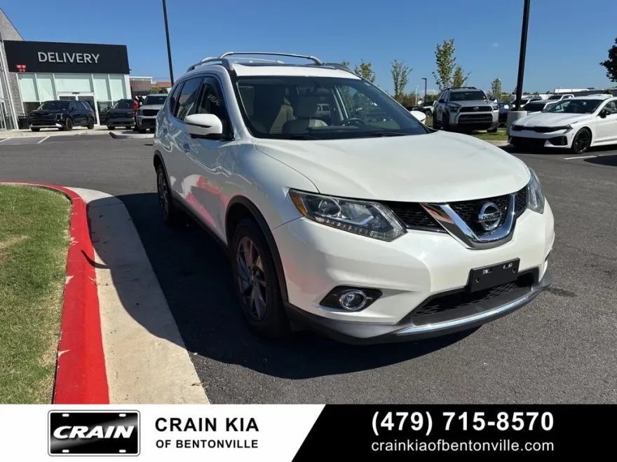 2016 Nissan Rogue SL photo 1