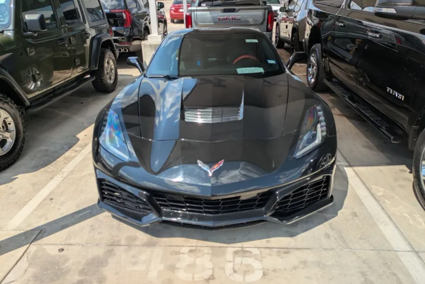 2018 Chevrolet Corvette Stingray 1LT photo 1