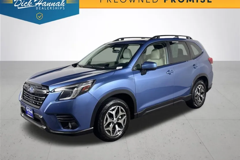 2022 Subaru Forester Premium photo 1