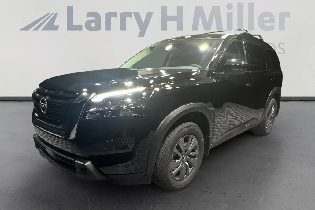 2025 Nissan Pathfinder SV photo 1