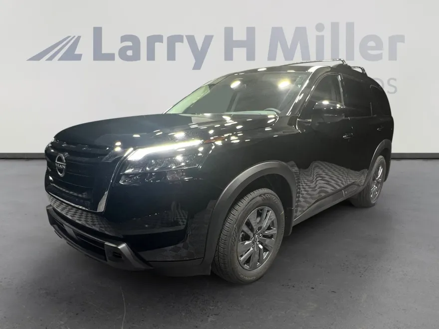 2025 Nissan Pathfinder SV photo 1