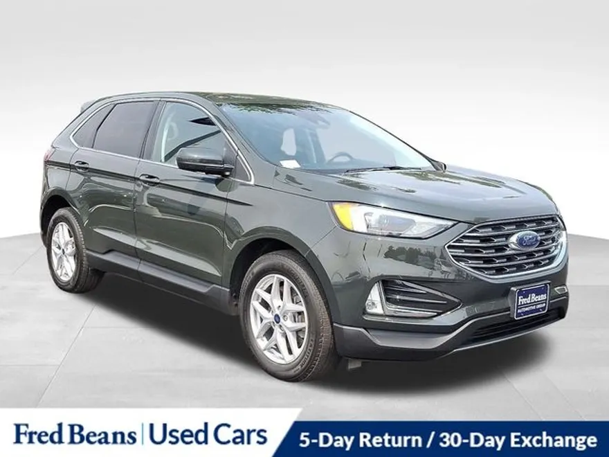 2022 Ford Edge SEL photo 1