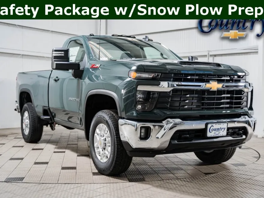 2025 Chevrolet Silverado LT photo 1