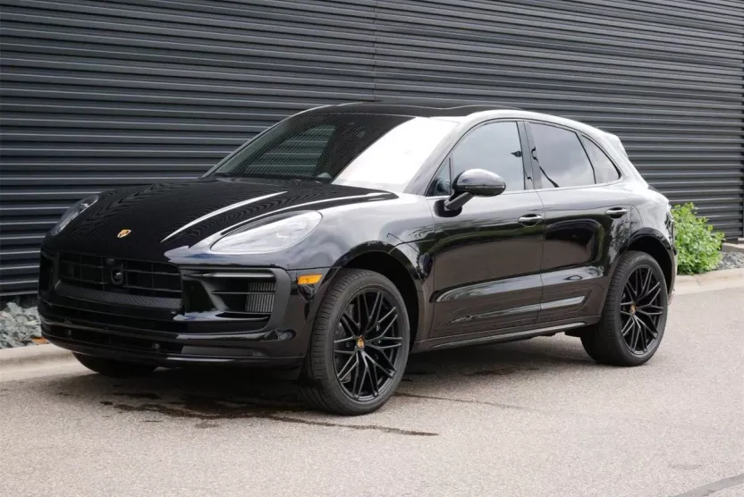 2025 Porsche Macan GTS photo 1