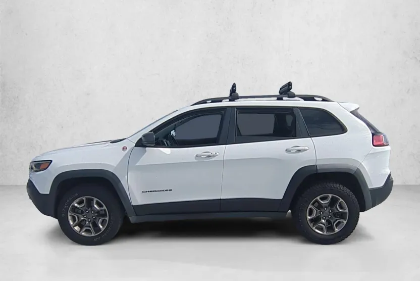 2019 Jeep Cherokee Trailhawk photo 1