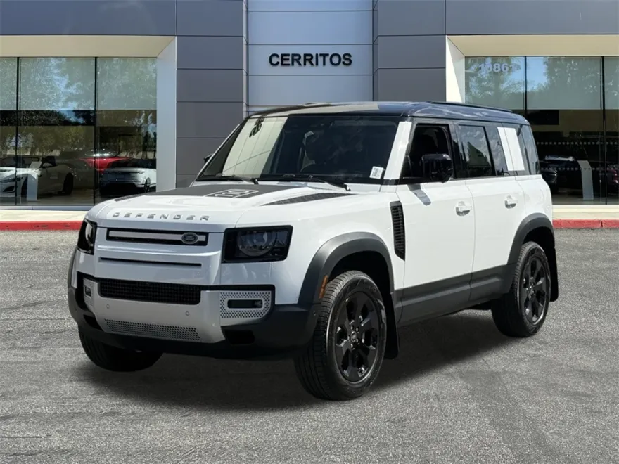 2025 Land Rover Defender 110 S photo 1