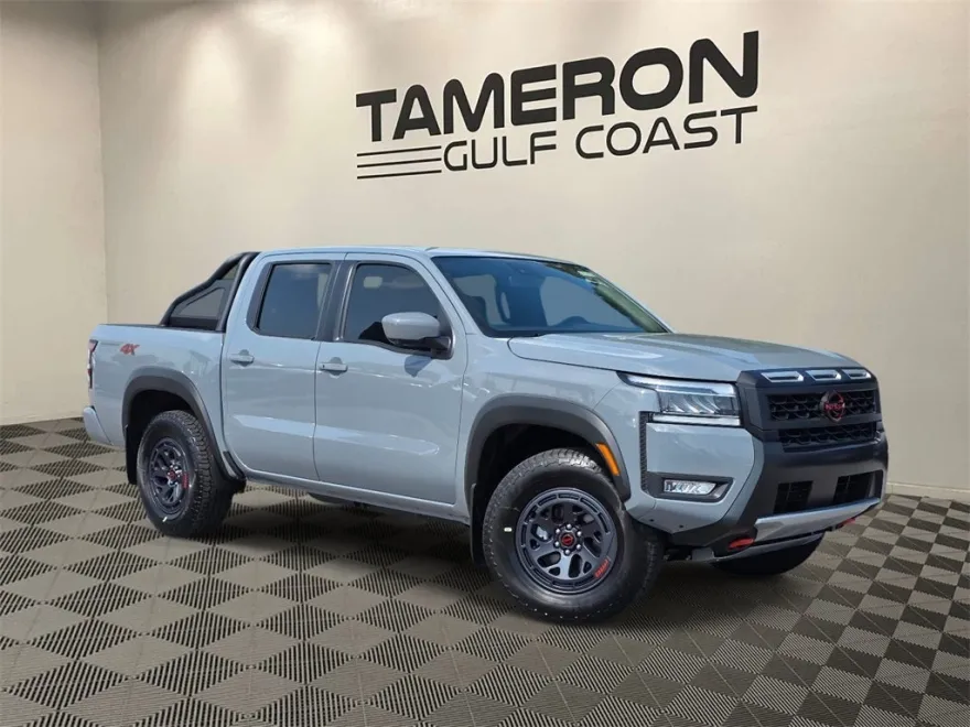 2025 Nissan Frontier PRO-4X photo 1